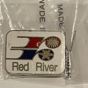 Vtg Red River Pin New Mexico Ski Resort Souvenir Metal Badge Lapel Pinback